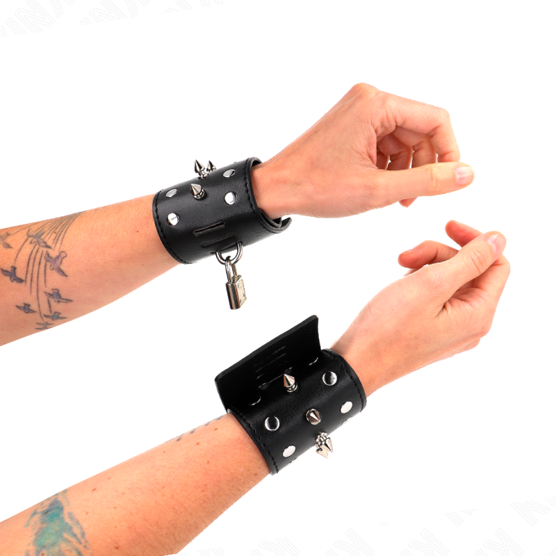Wrist Punk Wrist Restraints With Spikes 25 X 6 Cm