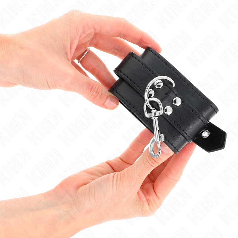 Wrist Restraints With Studs 35 X 6 Cm - 4