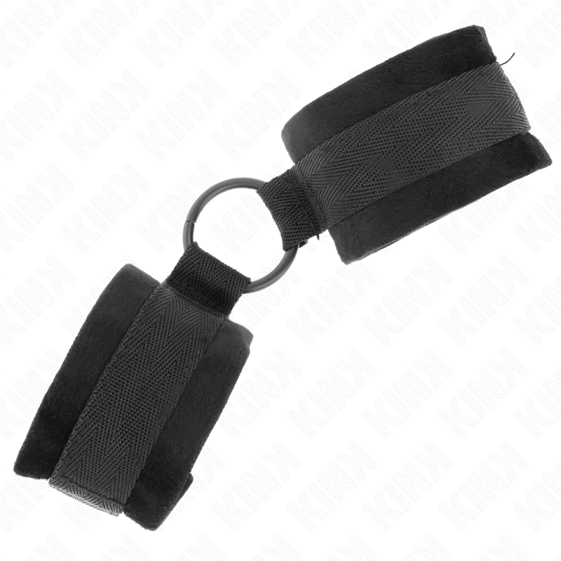 Wrist Restraint Beginner Fur Hand Cuffs 25 cm With O Ring 4 cm 15,25 cm - 3