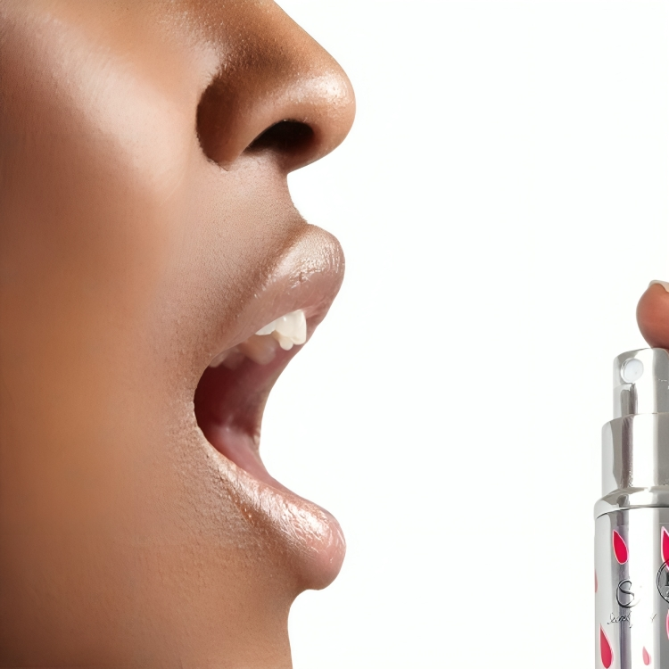 Secretplay Cosmetic Sour Strawberry Oral Sex Spray - 3