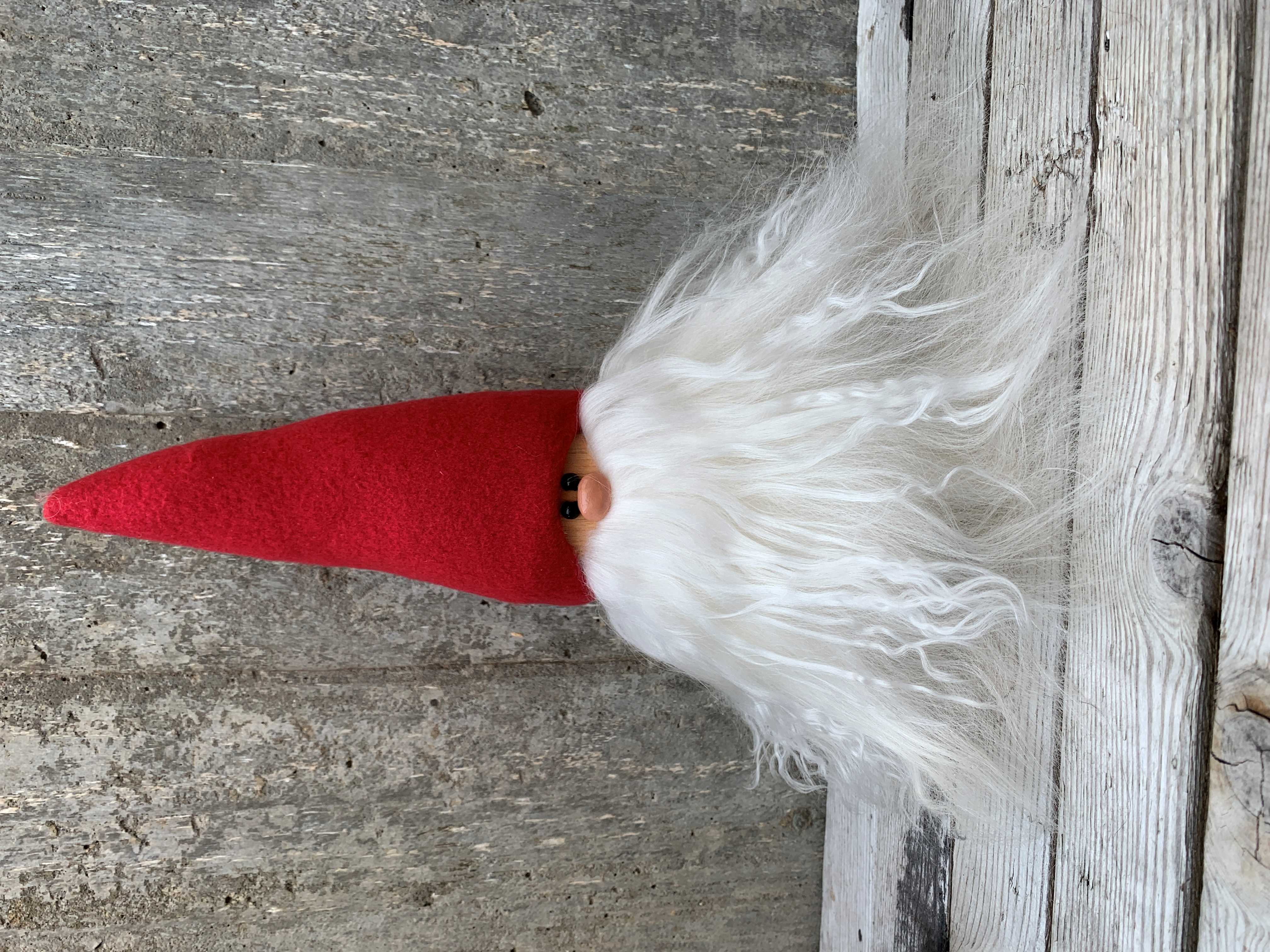 Stor Skäggtomte 30 cm Röd Mössa Tibetanskt Får Vitt Skägg