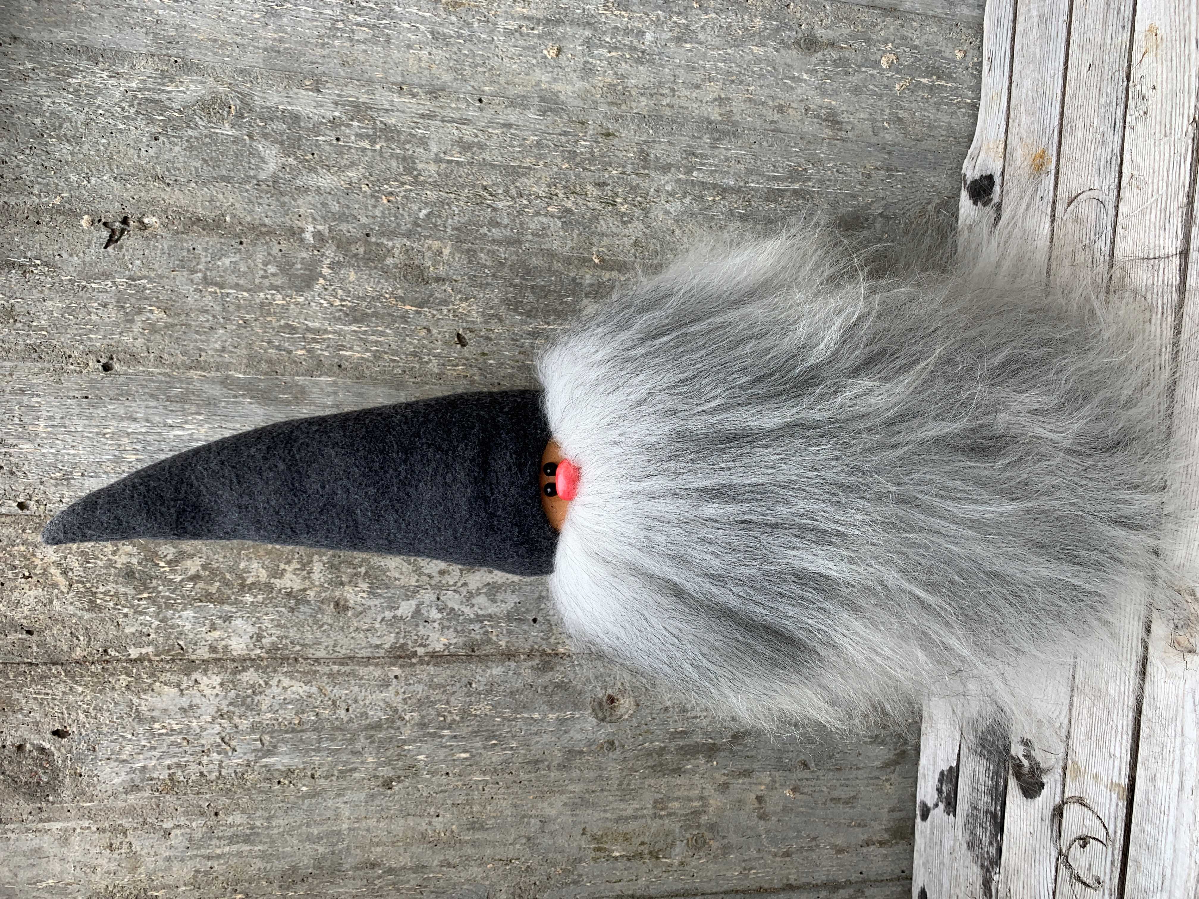 Bamsetomte 60 cm Grå Mössa Islandsfår Ljusgrått Skägg
