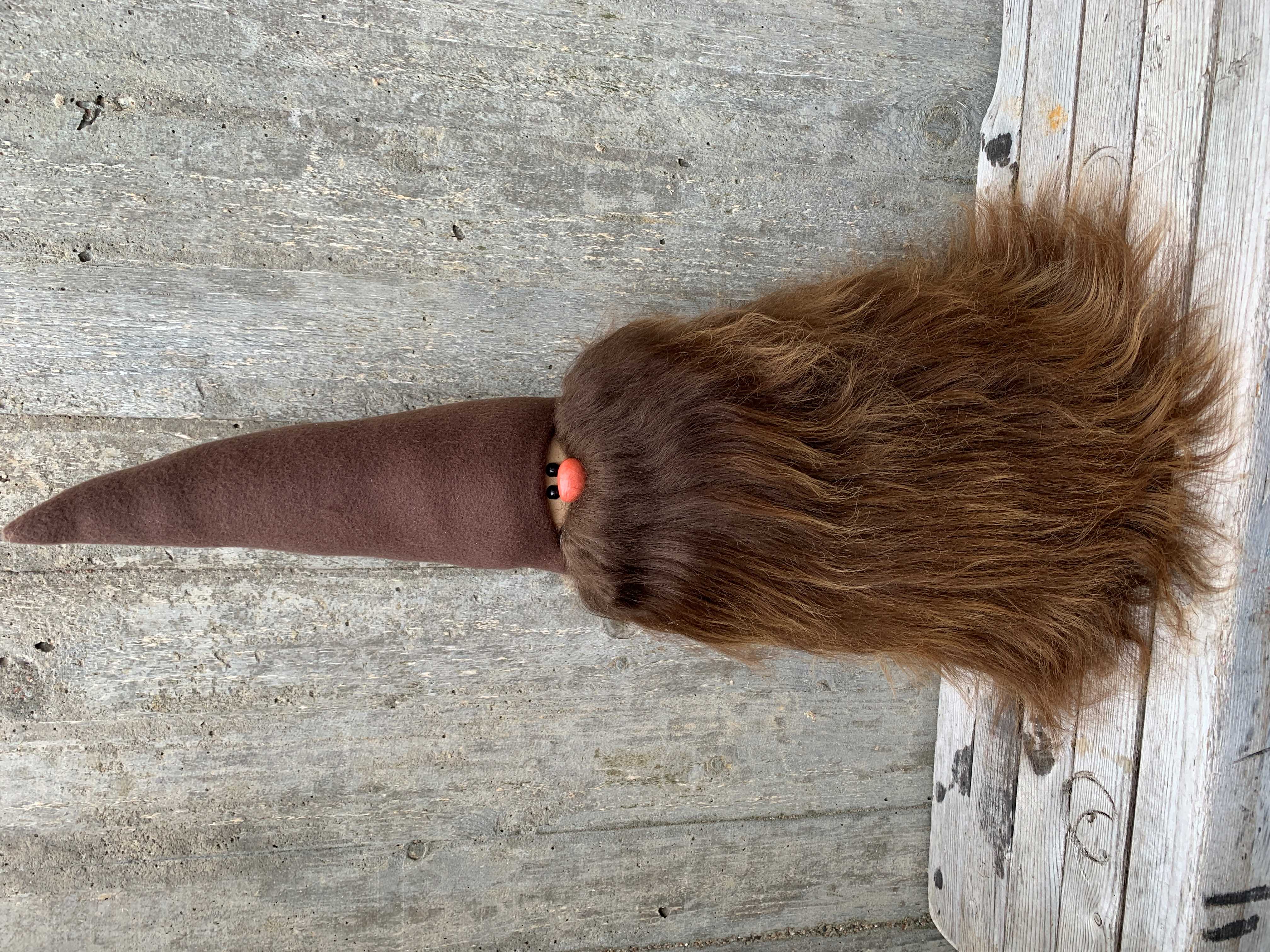 Bamsetomte 60 cm Brun Mössa Islandsfår Brunt Skägg