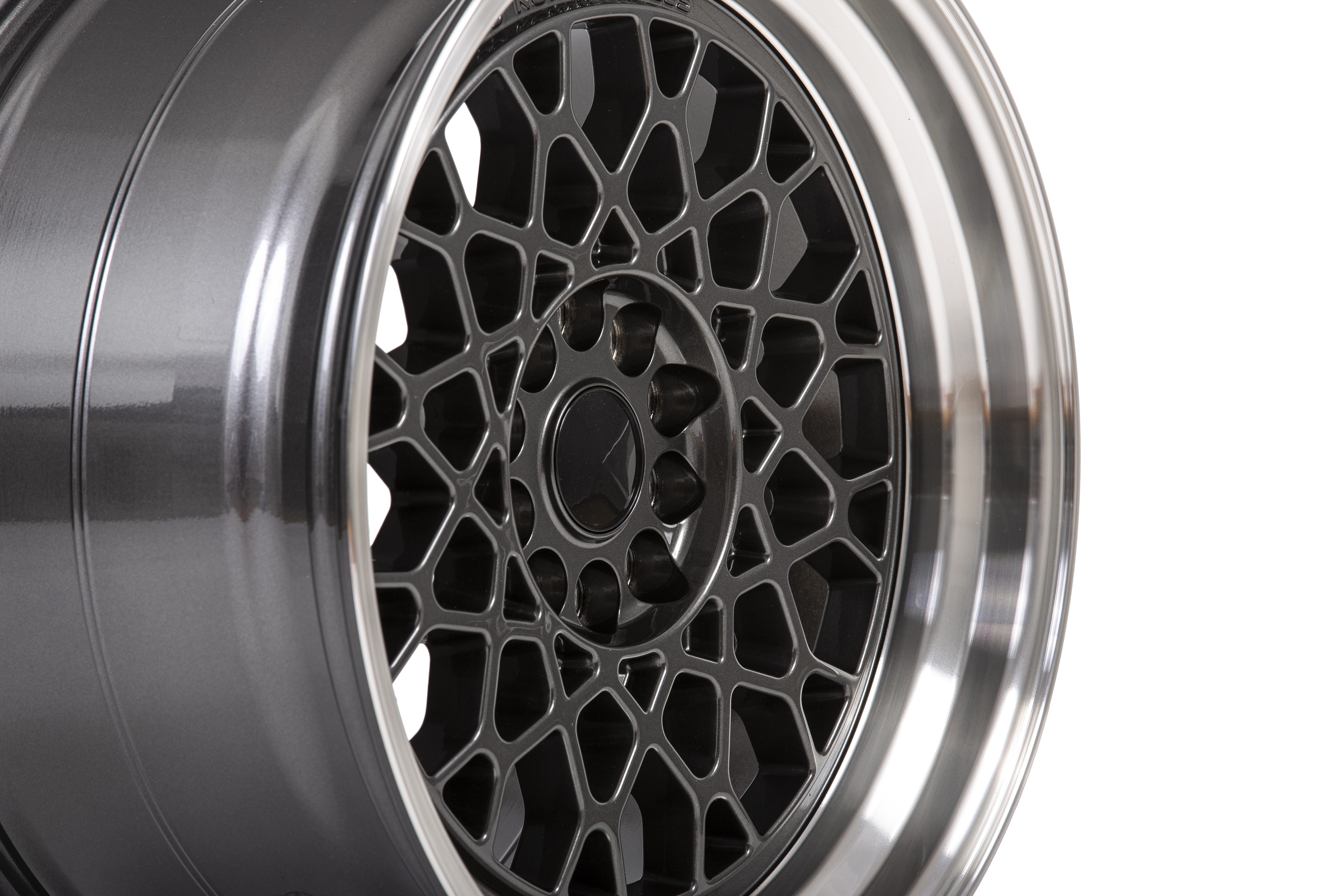 59°North Wheels D-008 9,5x18" ET22 5x114,3/5x120 Gunmetal/polerad kant - 3