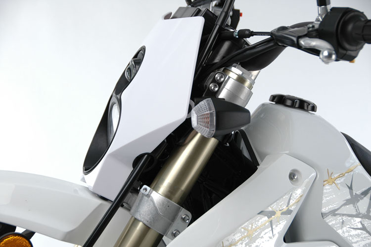 X2 Universal Eclipse HID, Vit