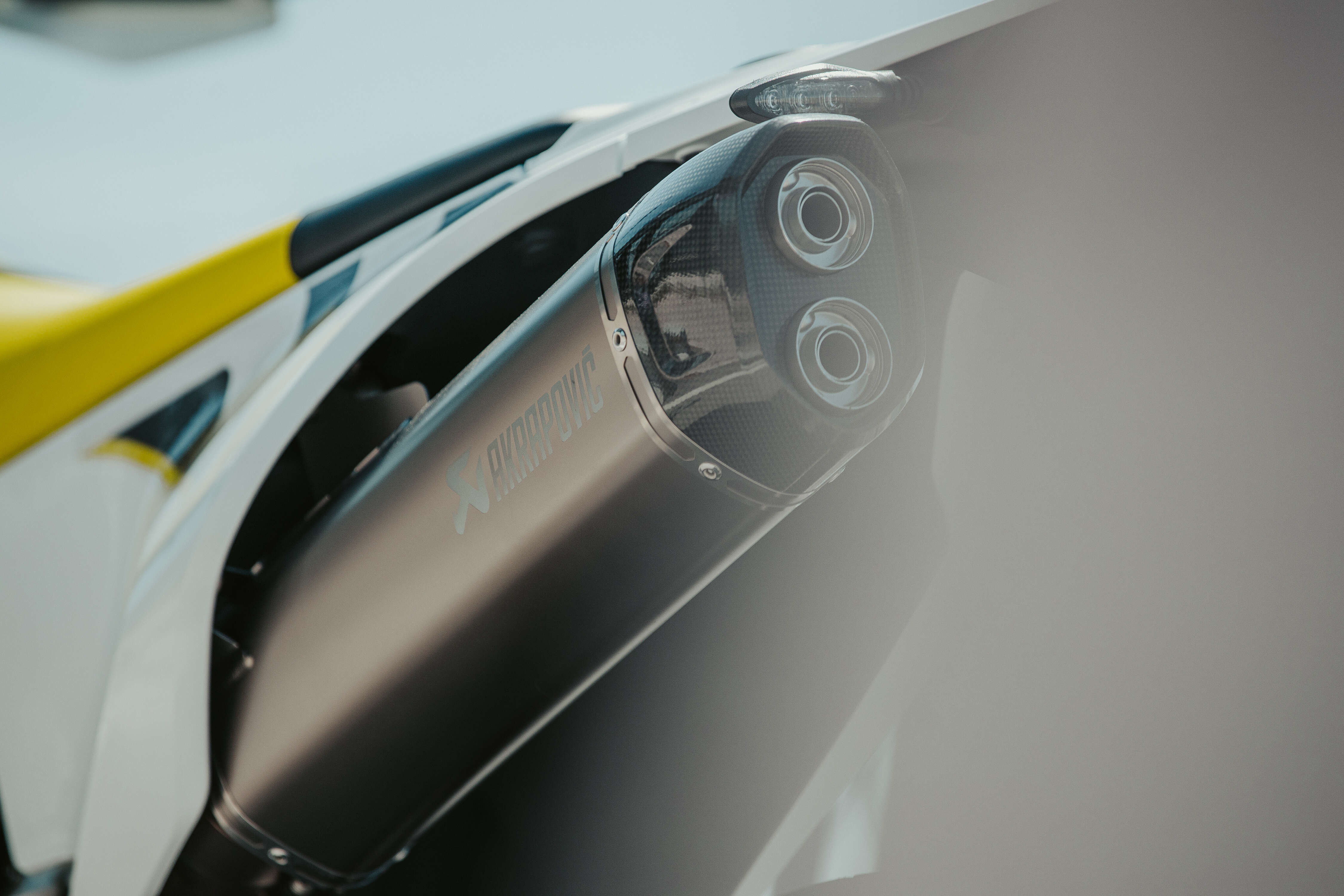 Akrapovic Slip-On, 701 Supermoto/Enduro 21-24 - 2