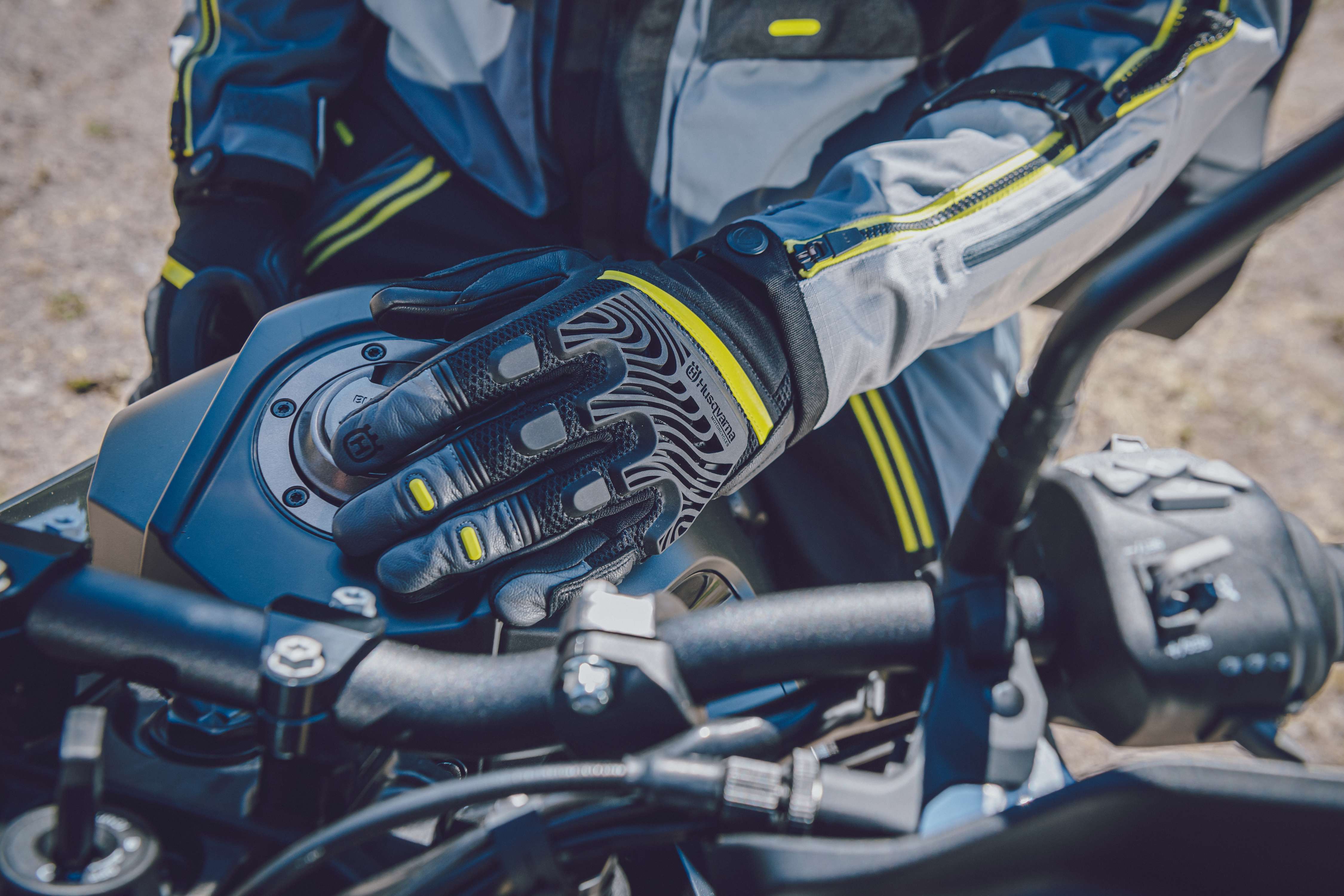 Scalar Gloves - 4