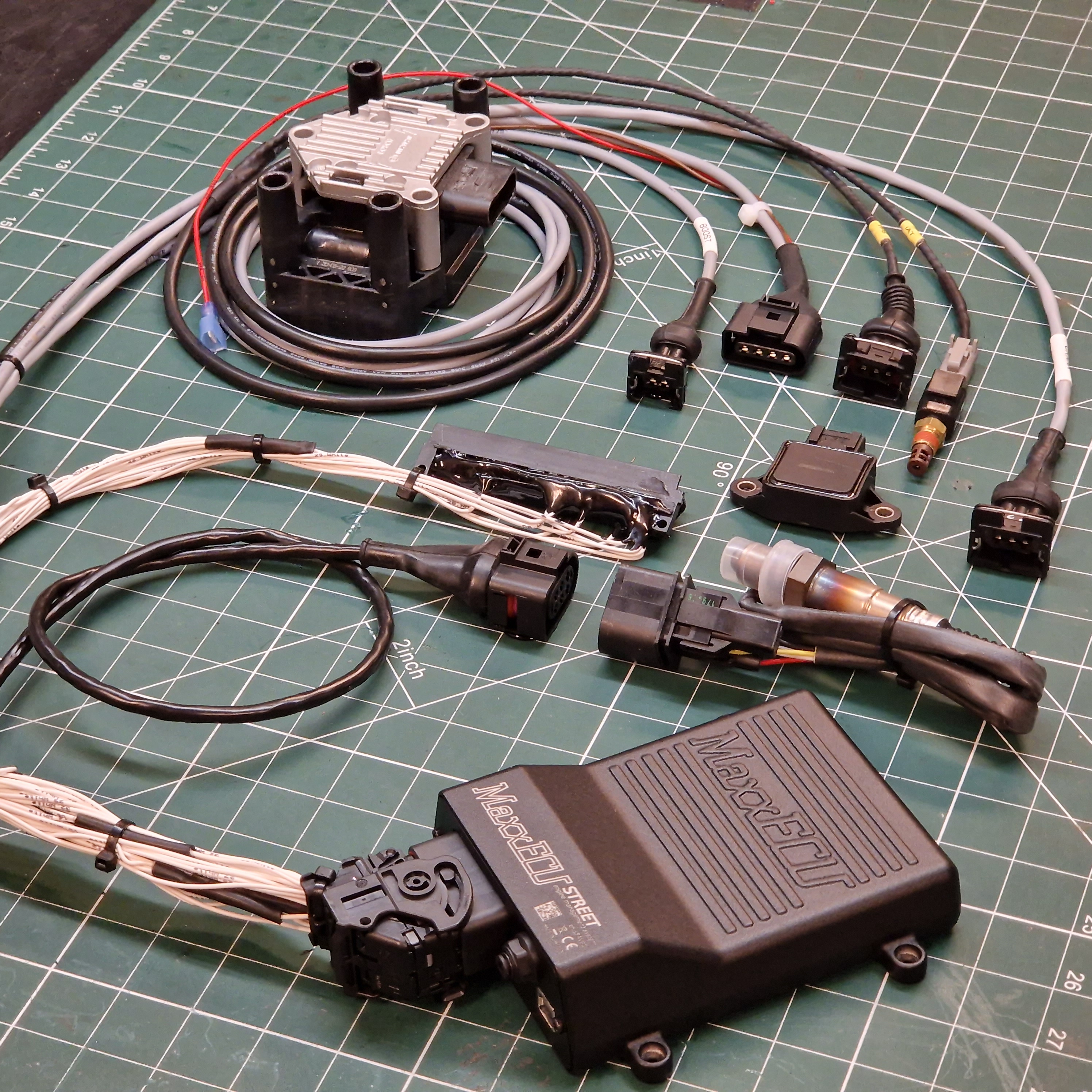 Volvo B230ET Motronic 740 Plug and Play Kit - MaxxECU - 2
