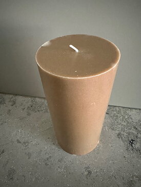 BEIGE Pillars SWAN-label 100% stearin 9,6x20cm