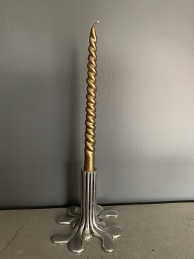 Twisted dark champagne