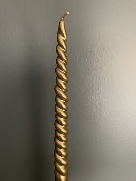 Twisted dark champagne