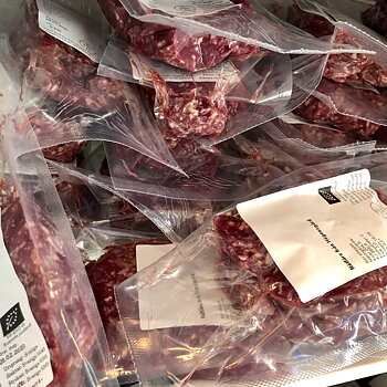 Nötfärs (OBS! boka antal kg) minst 3 kg, max 15 kg per kund, utlämning Lördagen 26 September , (Pris per kg).!!