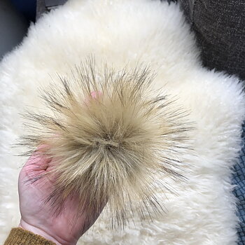 Pom pom- 12 cm