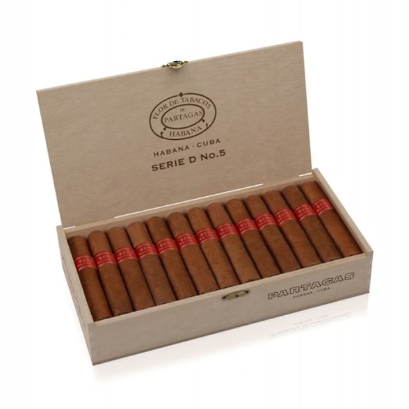 Partagas Serie D No. 5 Petit Robusto Open Box 25p