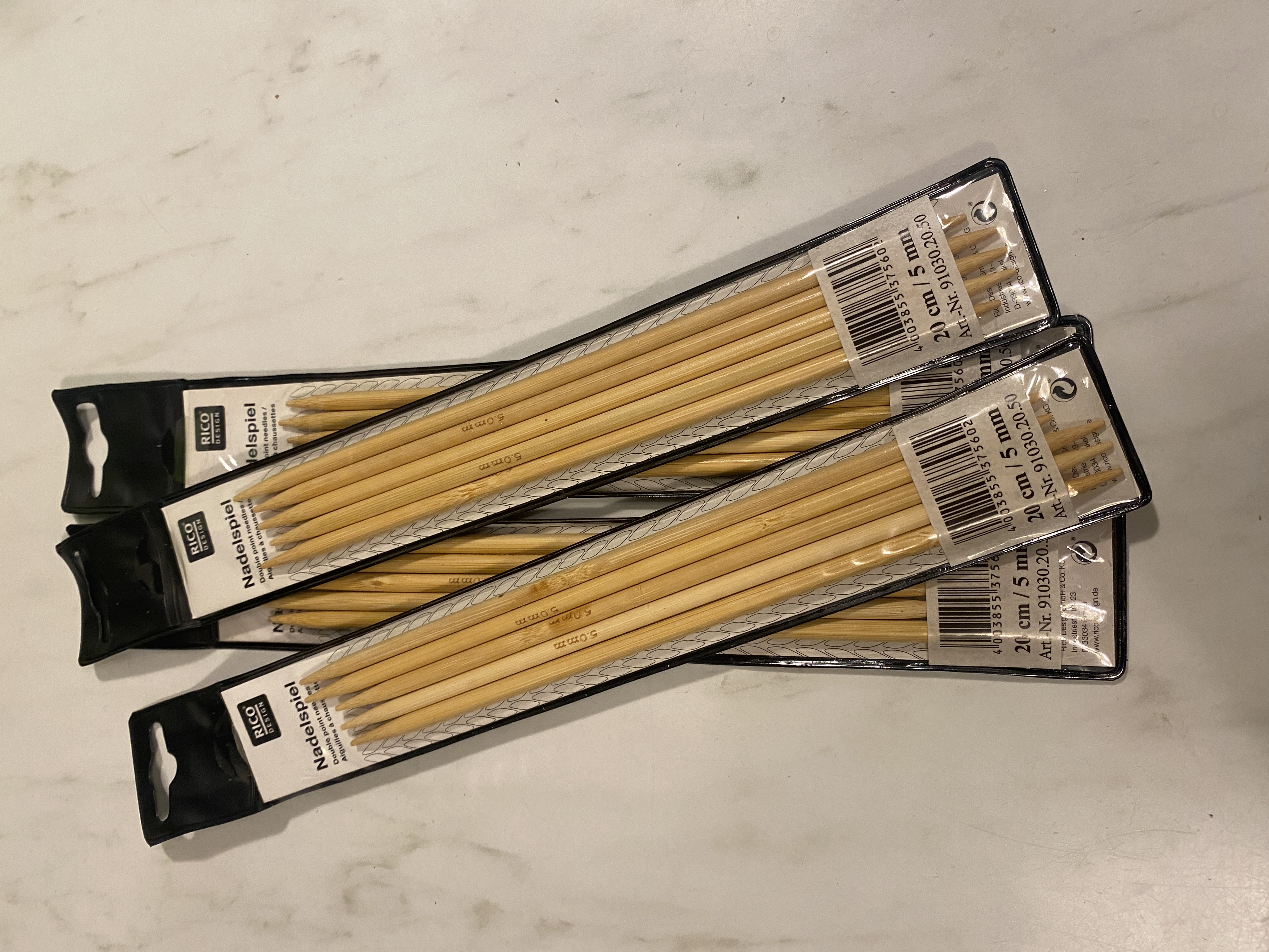 Strumpstickor från Rico nr 5.