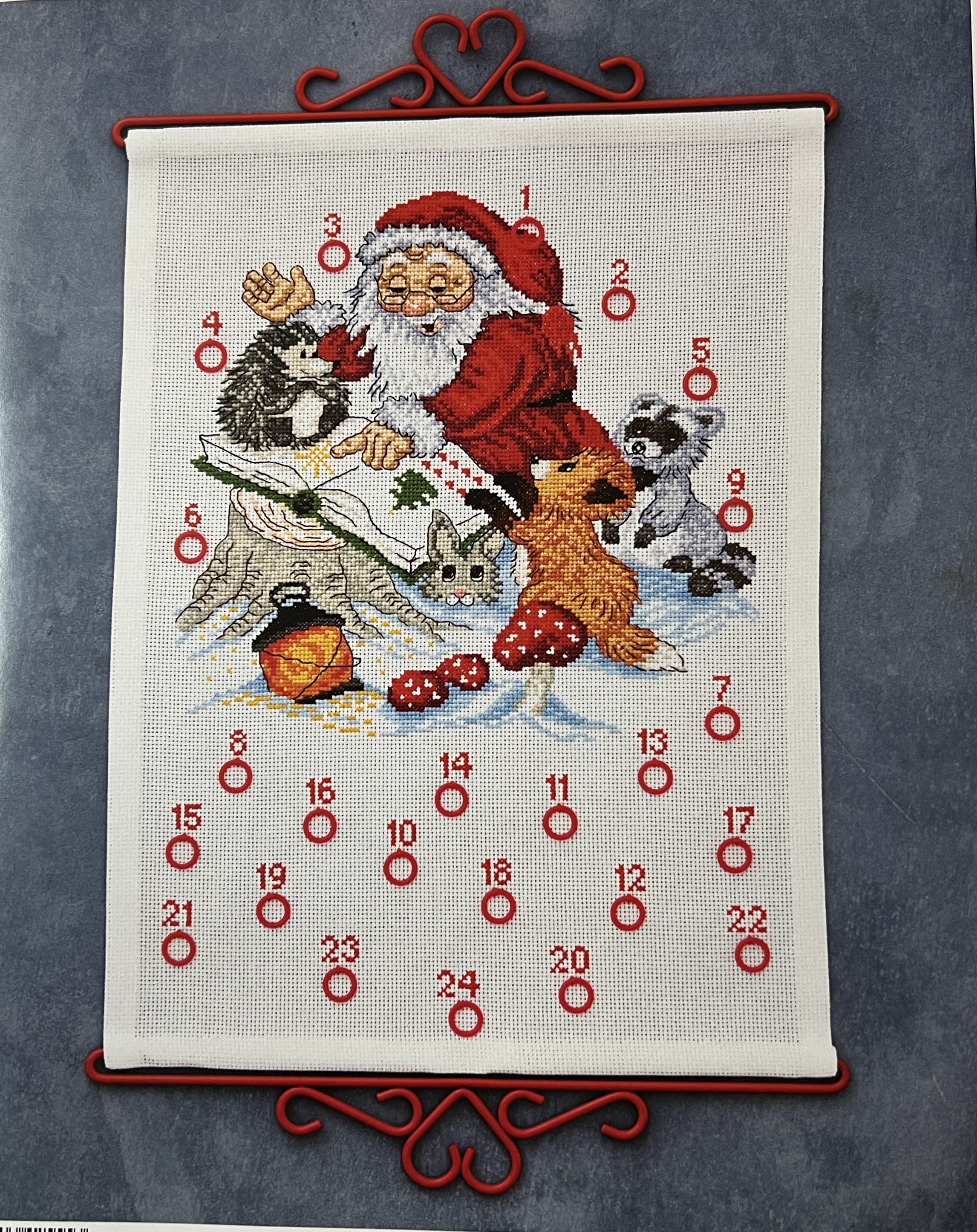 Adventskalender.  Tomten läser godnattsaga