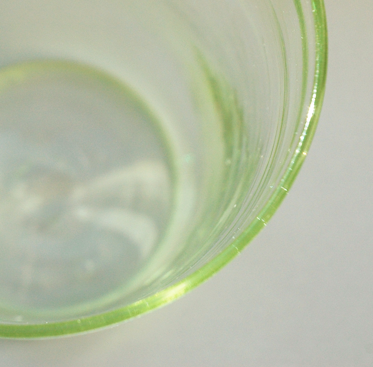 Tumbler yellowish green - 3
