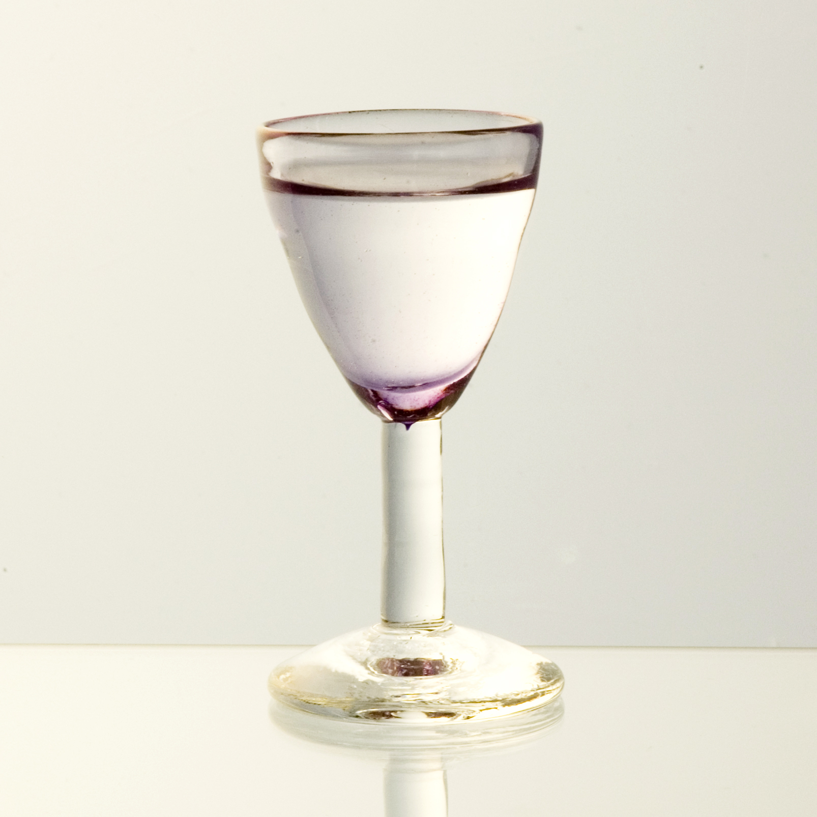 Snaps glass purple