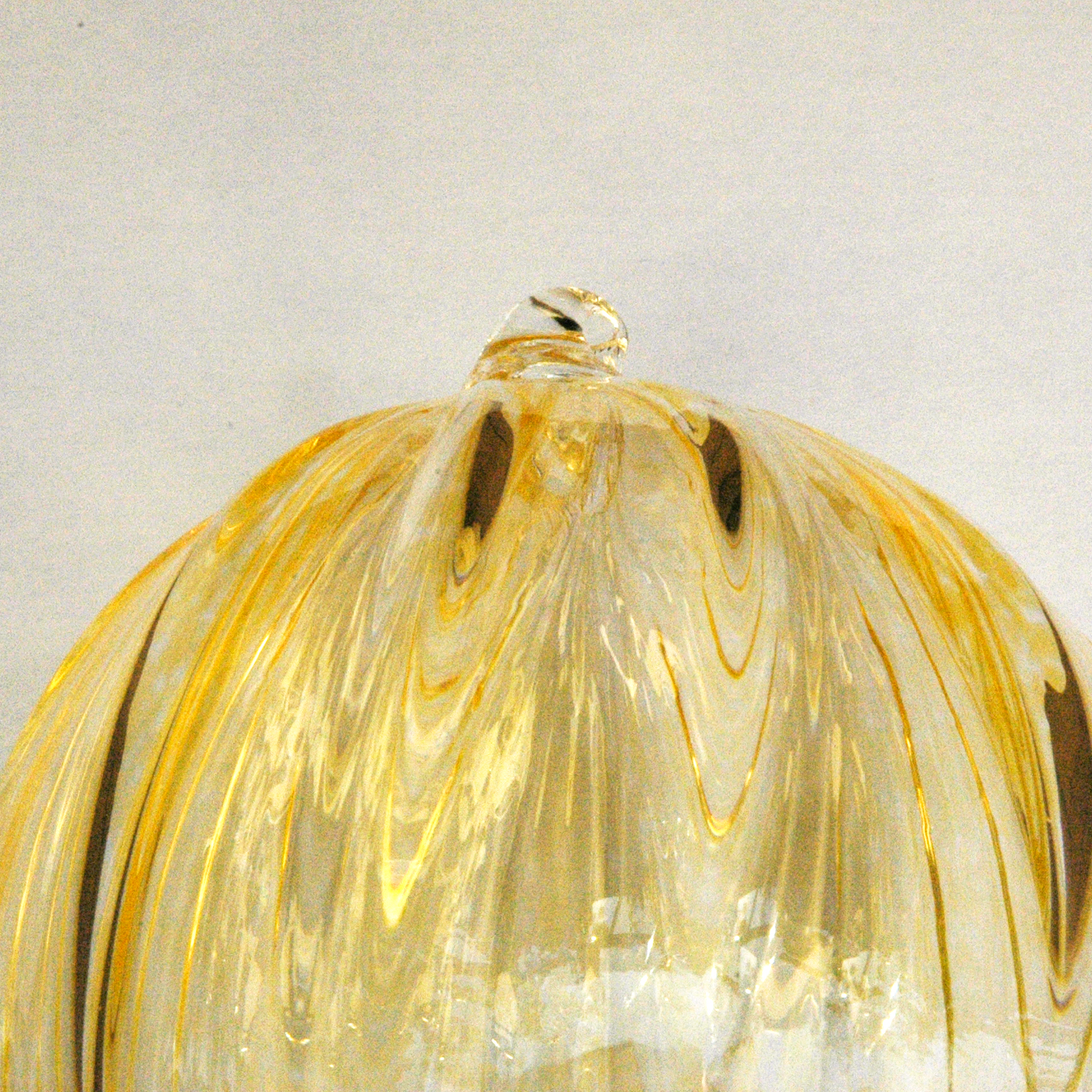 Glass ball, saffron. - 2