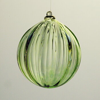Glass ball, green.