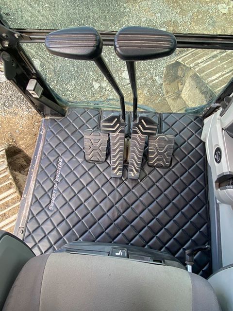 Floor mat CAT Band 313-352 E-F Diamond - 2