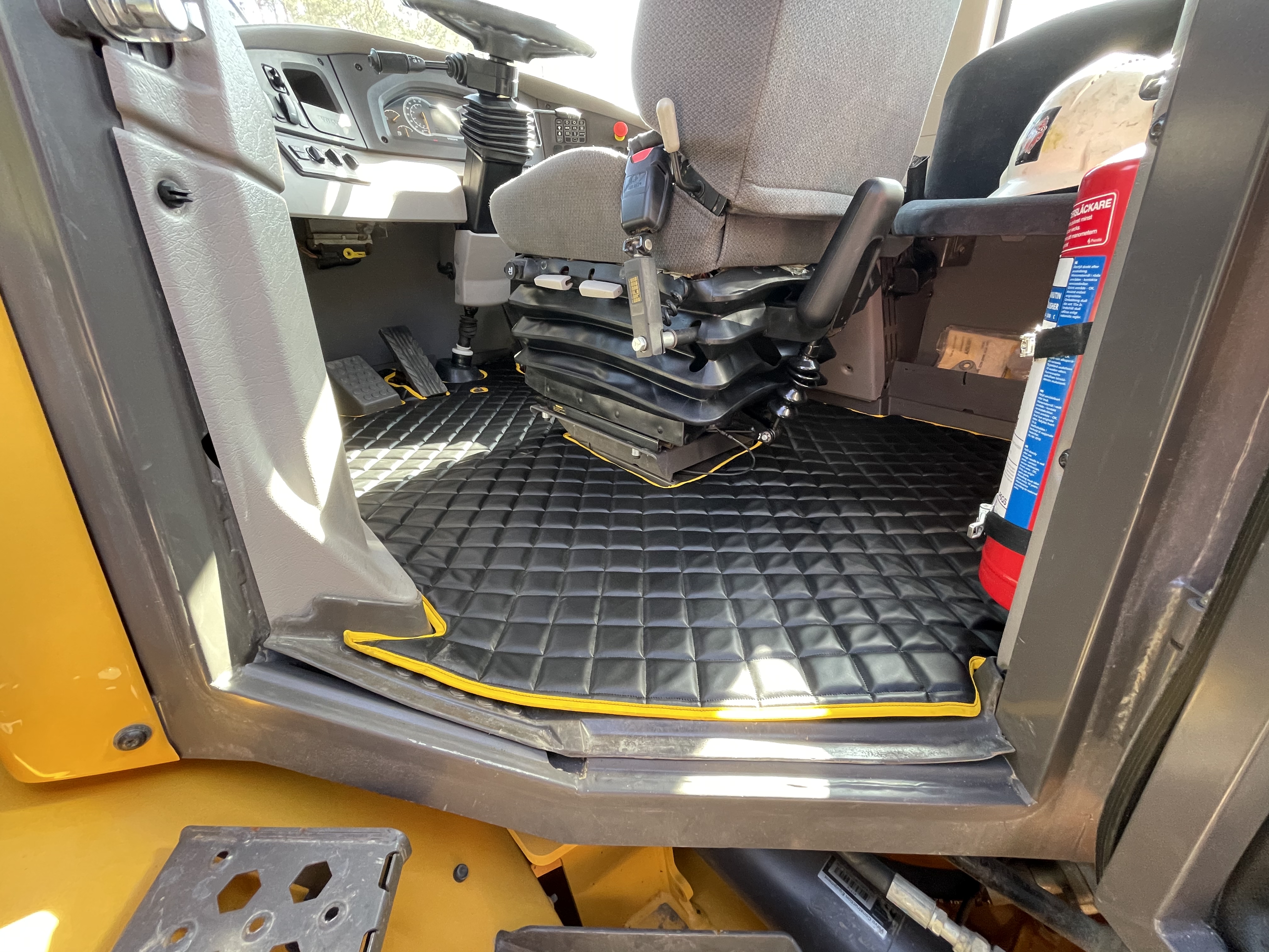 Golvmatta Volvo Dumper A25 F-H – A60 F-H - Diamant - 6