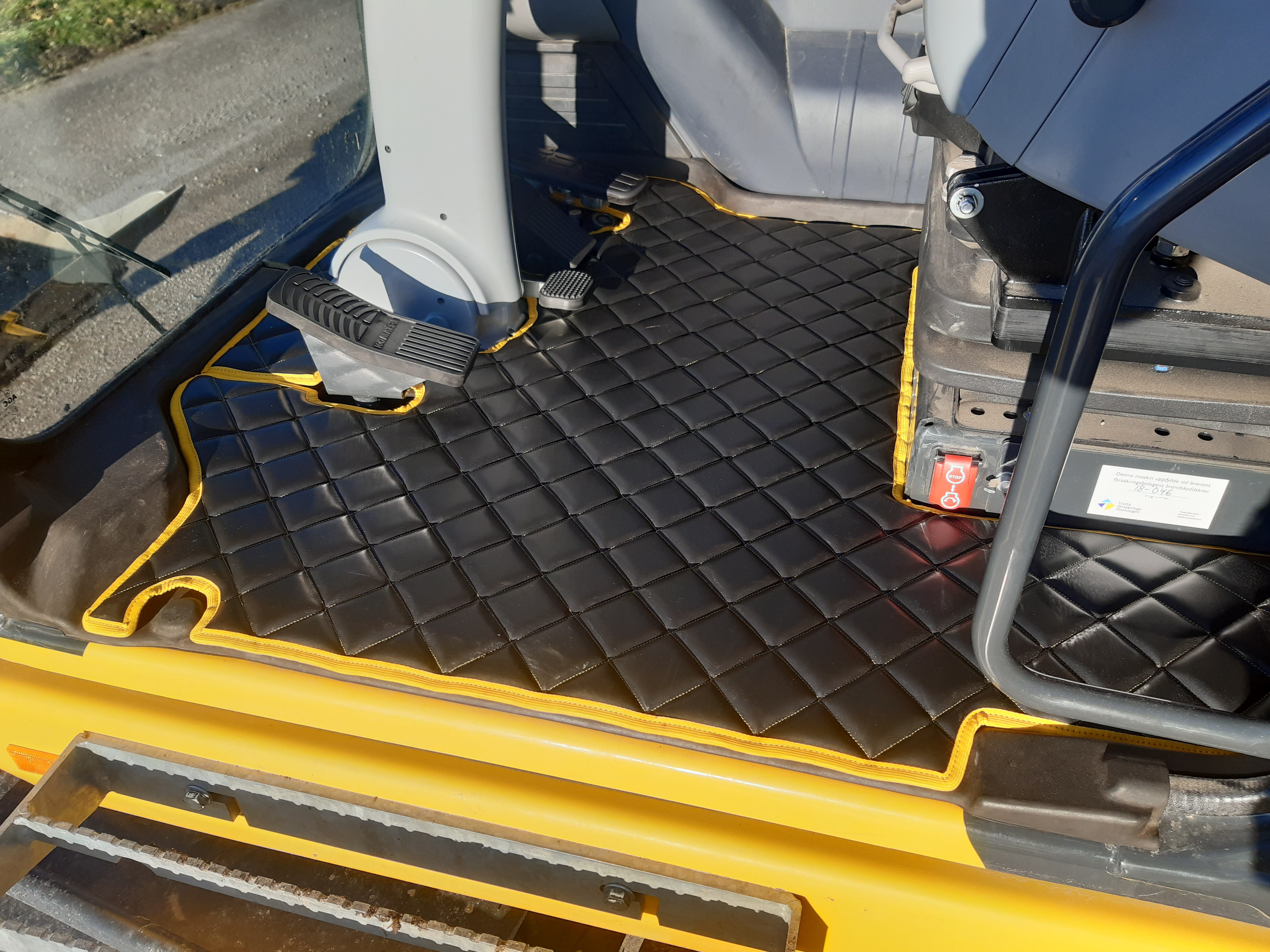 Golvmatta Komatsu PW148-11 - 180-11 - Diamant - 4