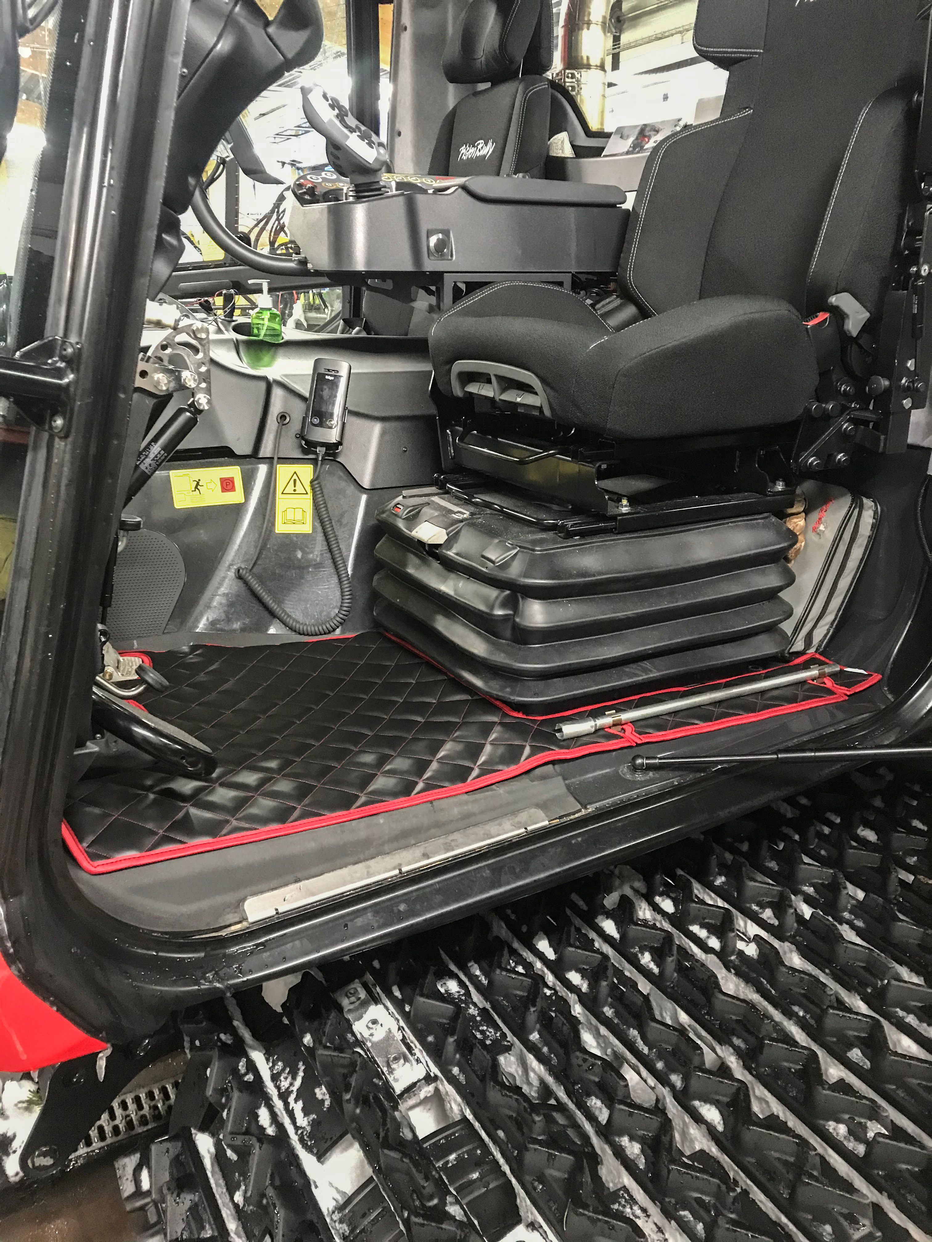 Golvmatta Pistenbully 100 2017- - Diamant - 3