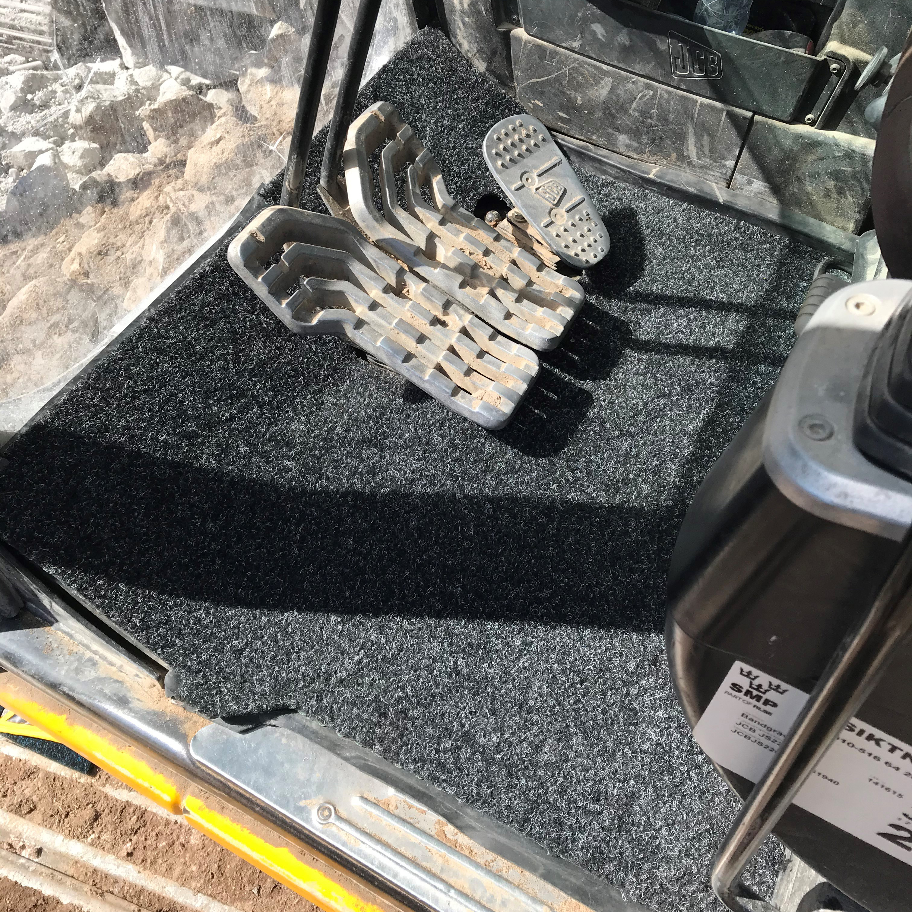 Floor mat JCB JS220LC 2007-2013  Basic - 3