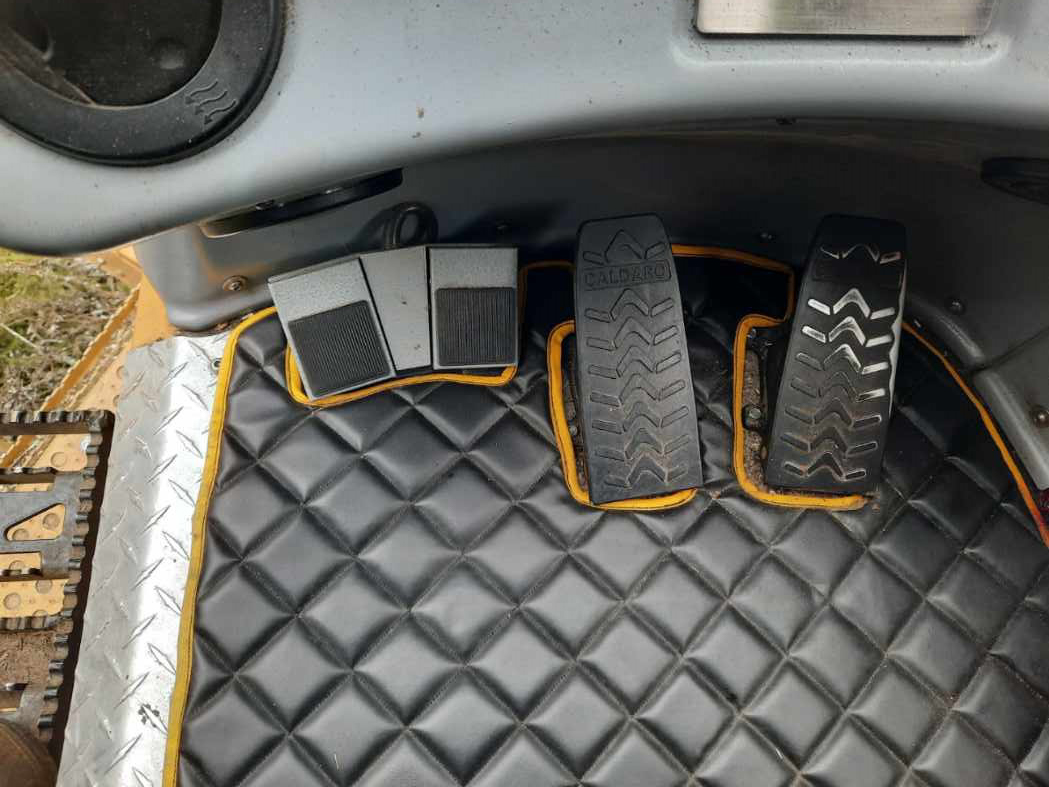 Floor mat Tigercat 1165 - 1185 - Diamond - 2