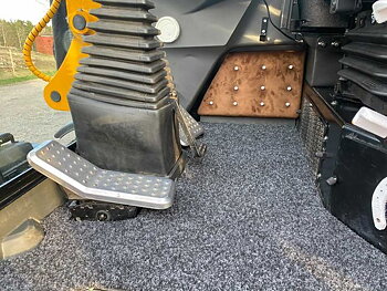 Floor mat JCB Hydradig 110W Basic