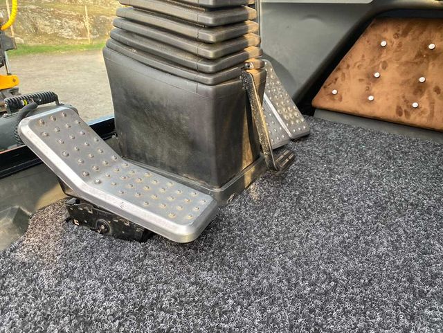 Floor mat JCB Hydradig 110W Basic - 3