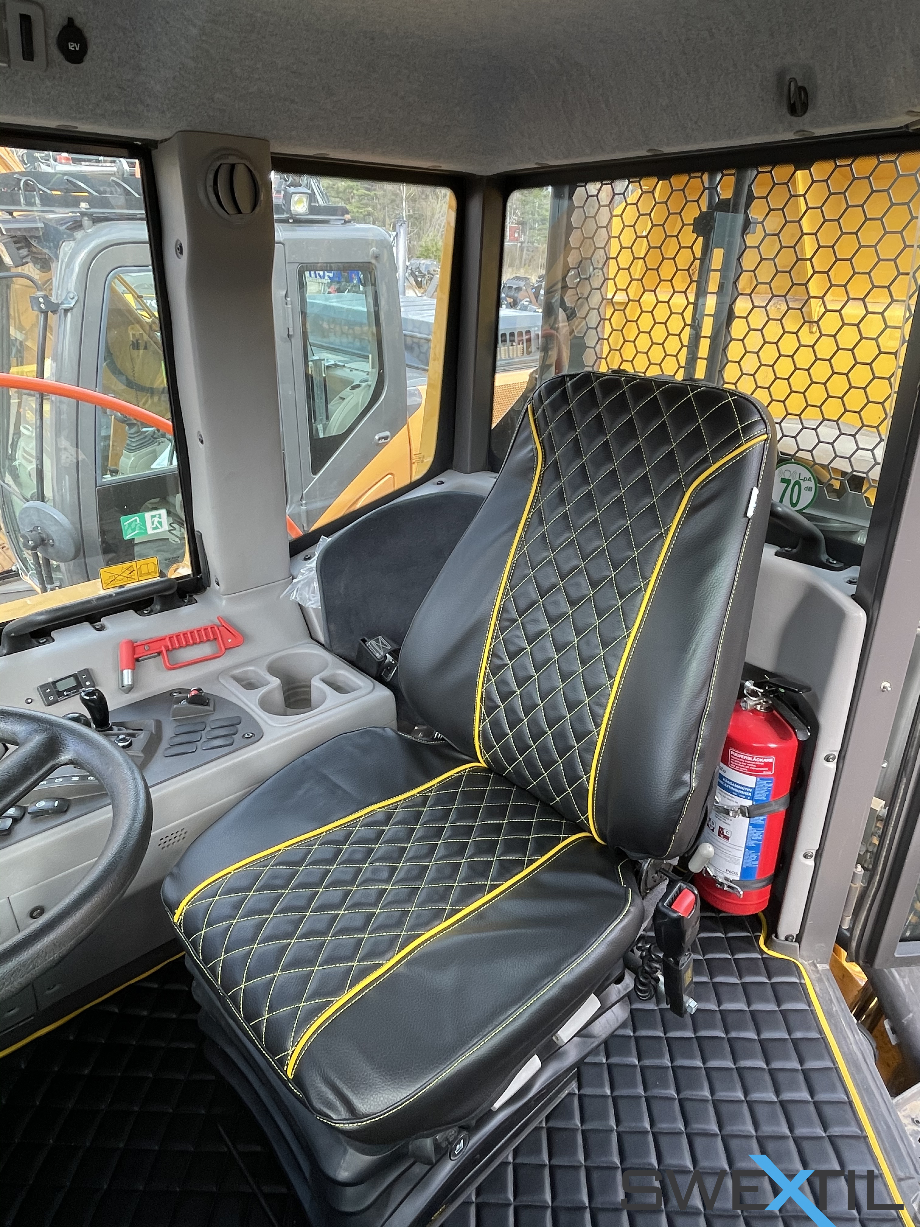 Stolsöverdrag: Volvo Dumper A25-A40 D-E-F-G - 3