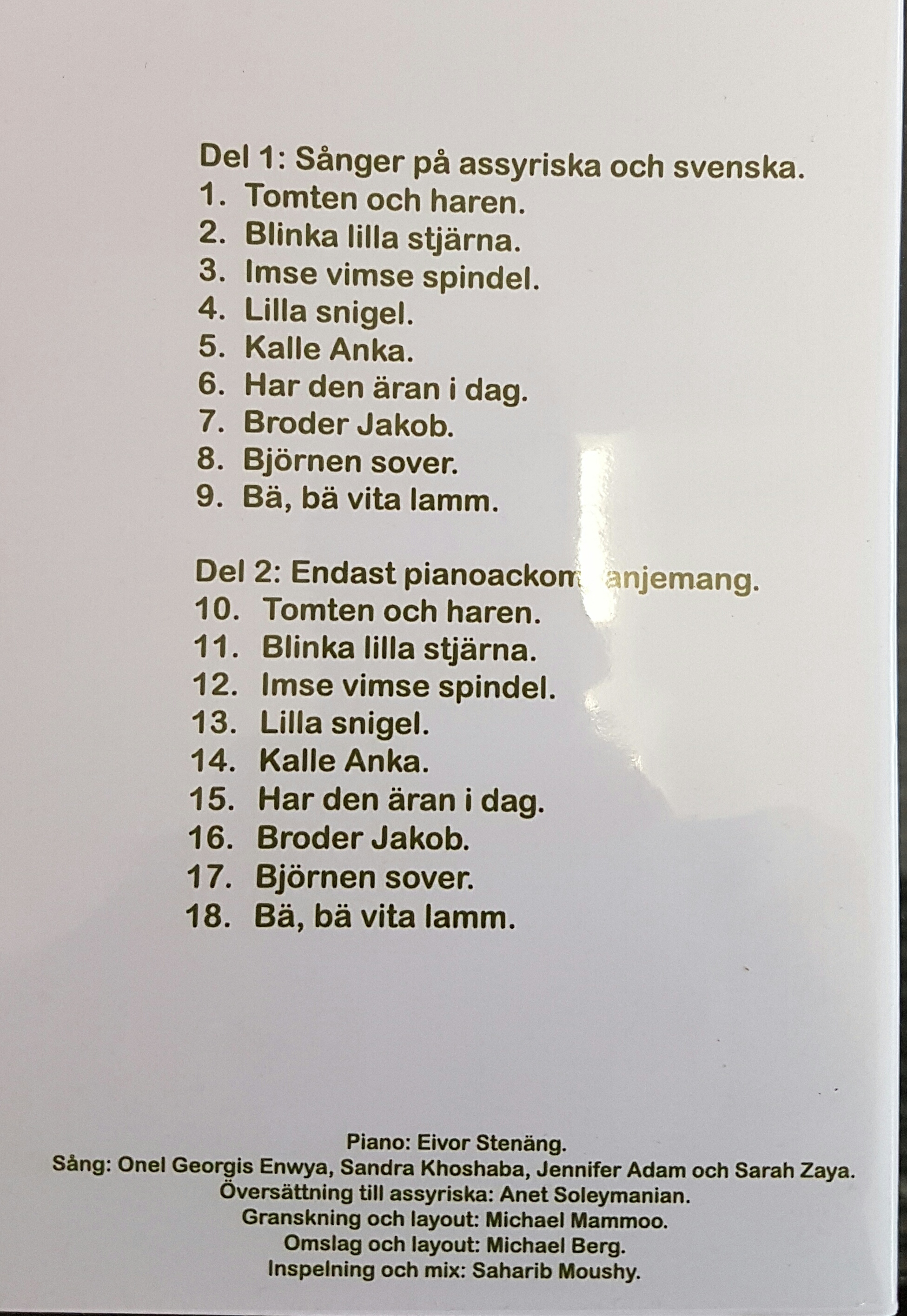 Barnsånger på assyriska och svenska - 2
