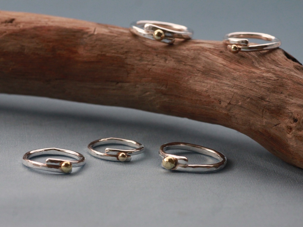 Ring med guldkula 18K - 4