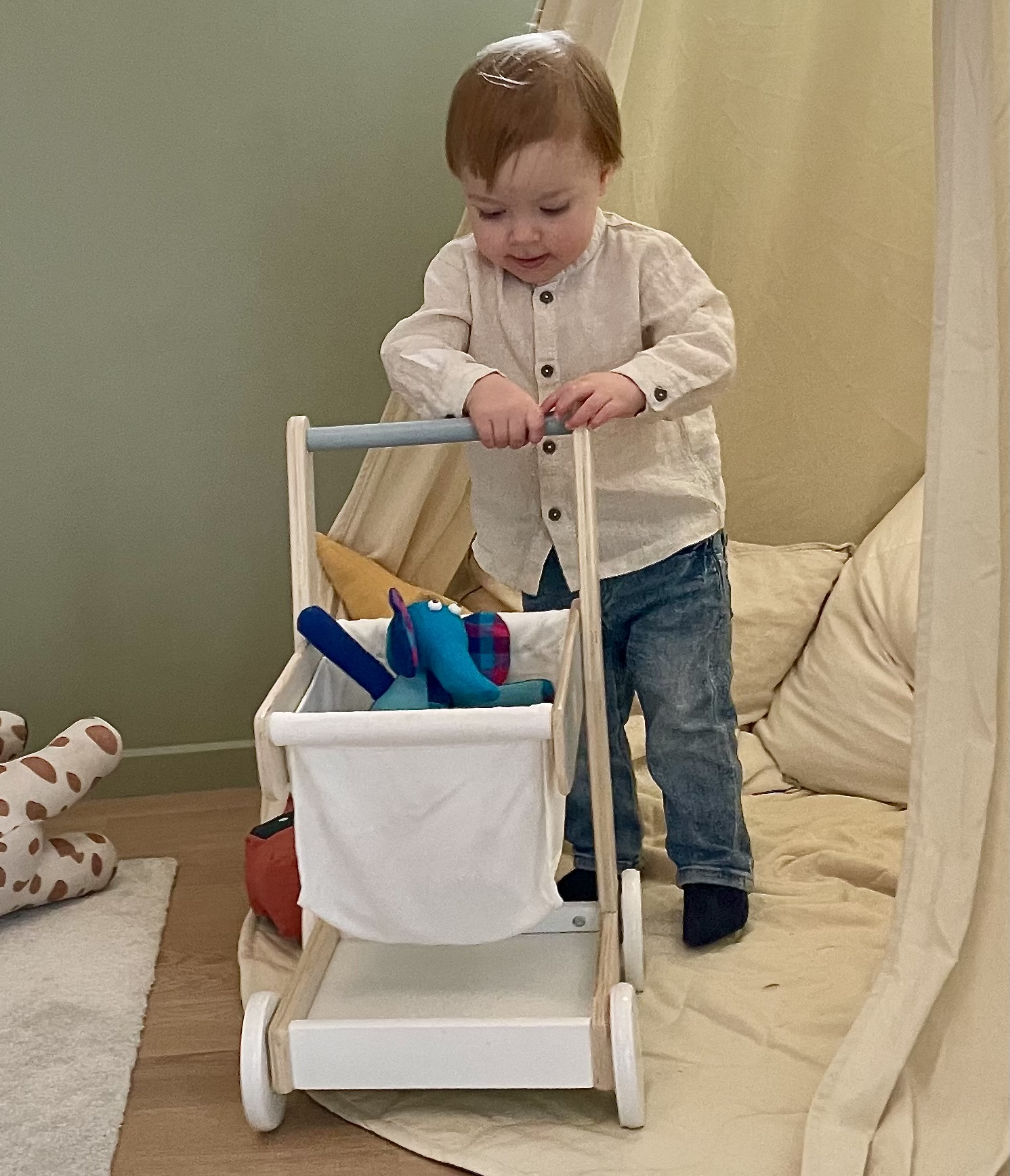 Ellen Elefant klarar tuffa tag! KÖP NU