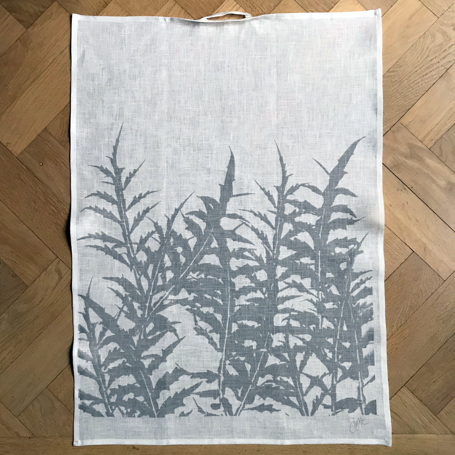 Towel Artichoke leaves