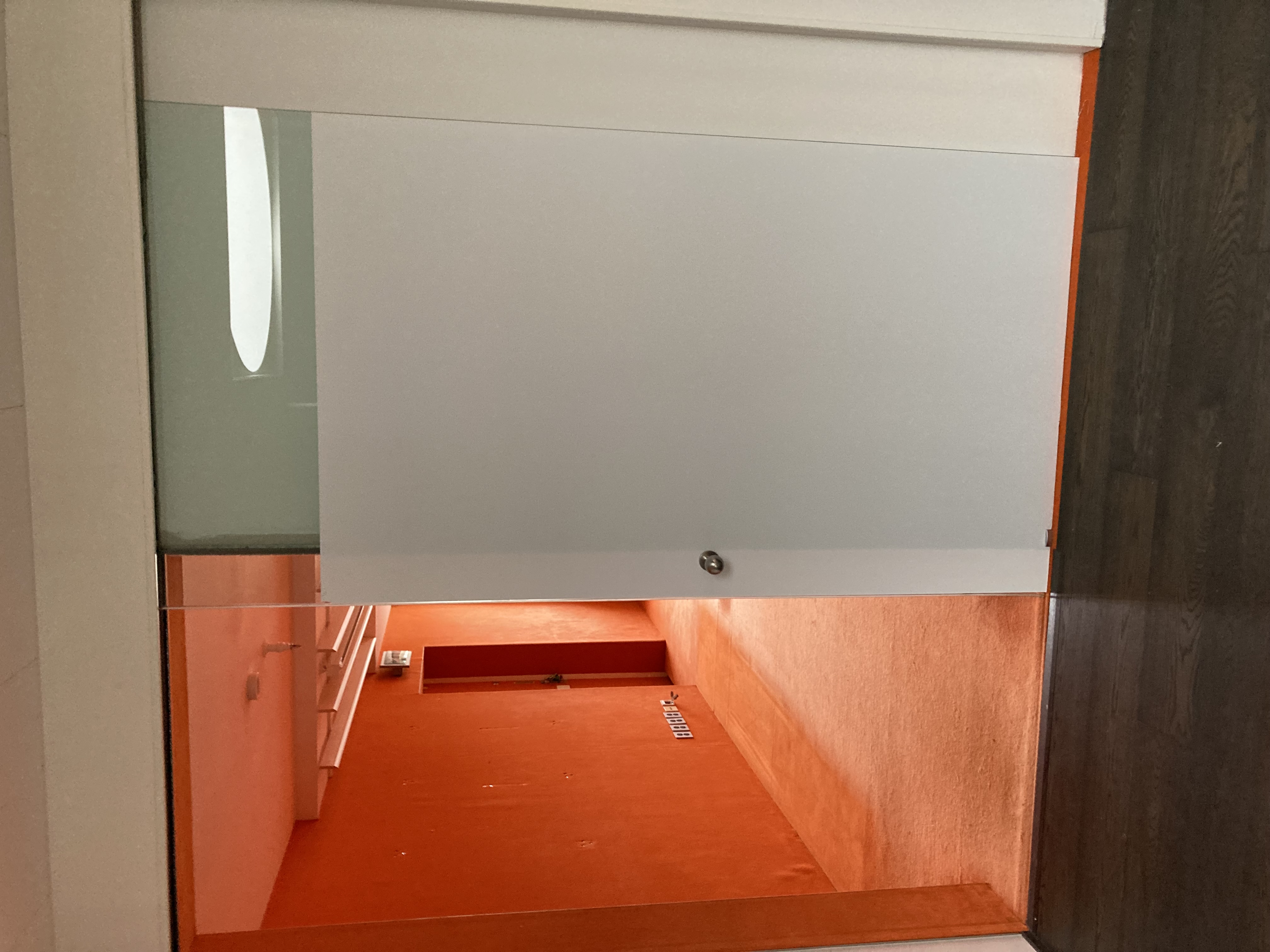 Skjutdörrar + fasta glas, 4st kontor ca 1550x275cm