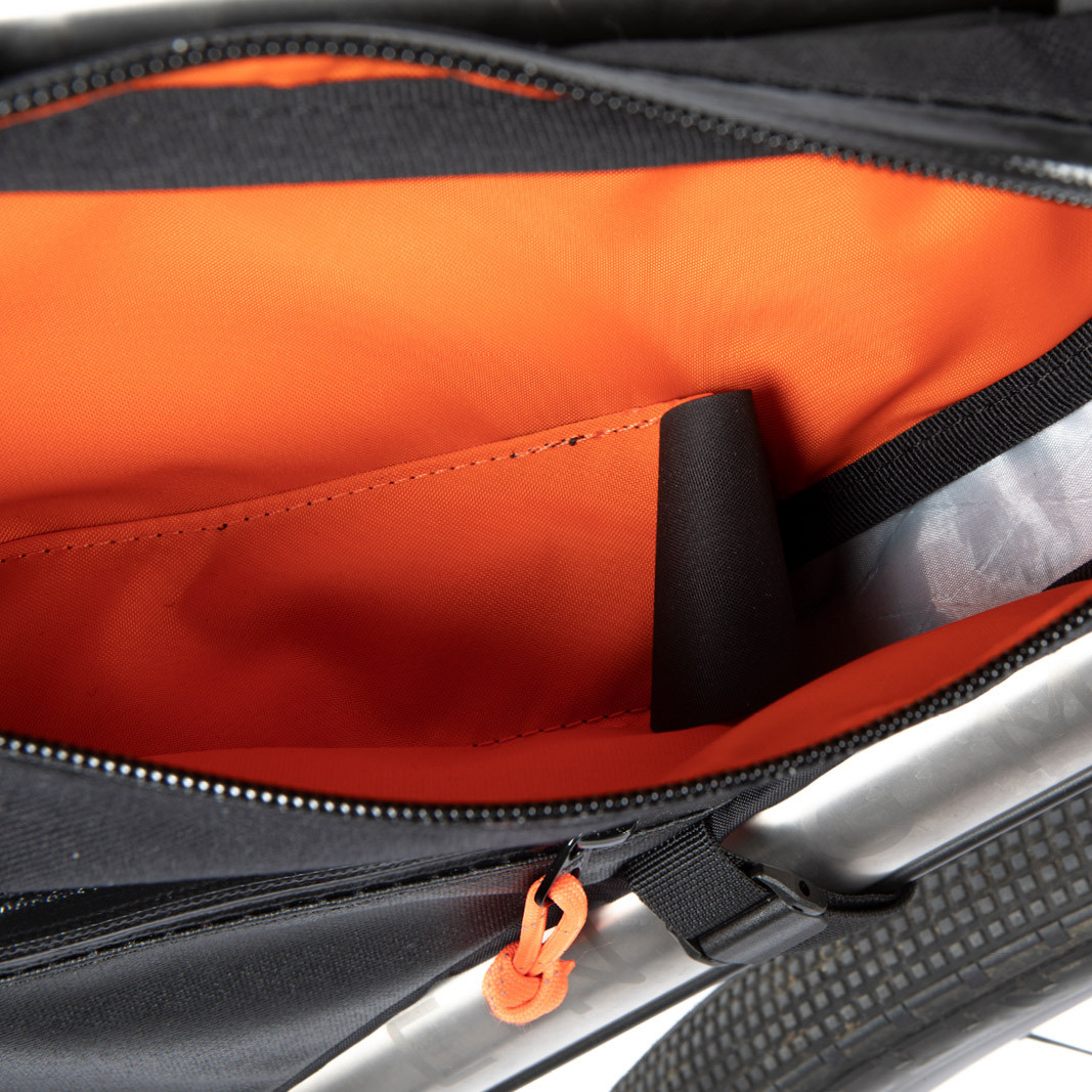Restrap Full Frame Bag Medium Black - 3