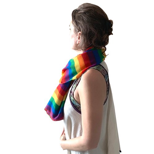 Pridescarf i pridefärger