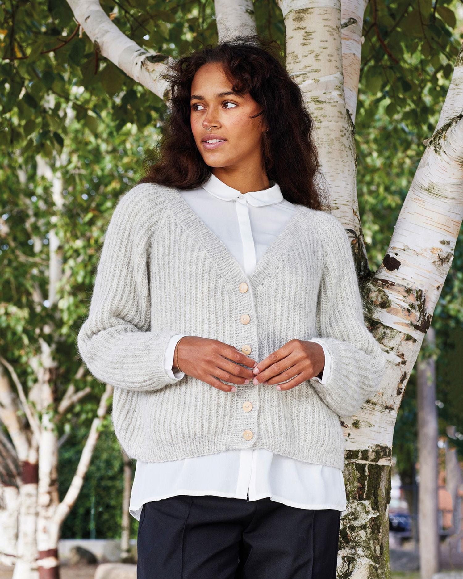 Raglan cardigan in patent knit