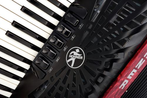 Hohner - Bravo III 72 Silent Key - 12