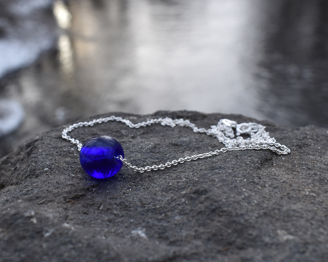 ÄLVANÄS MIDNATT - halsband i mörkblått - 3