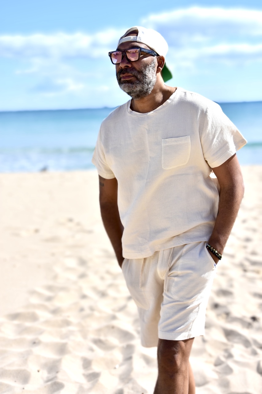 DESMOND TEE  BROKEN WHITE