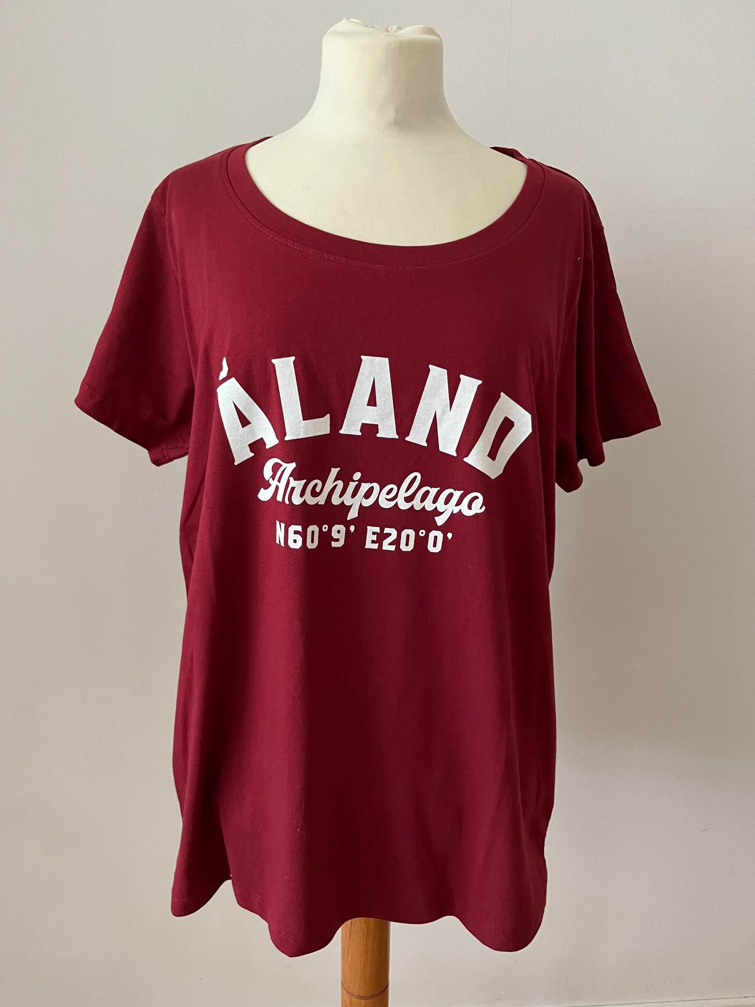 T-shirt dammodell -  maroon