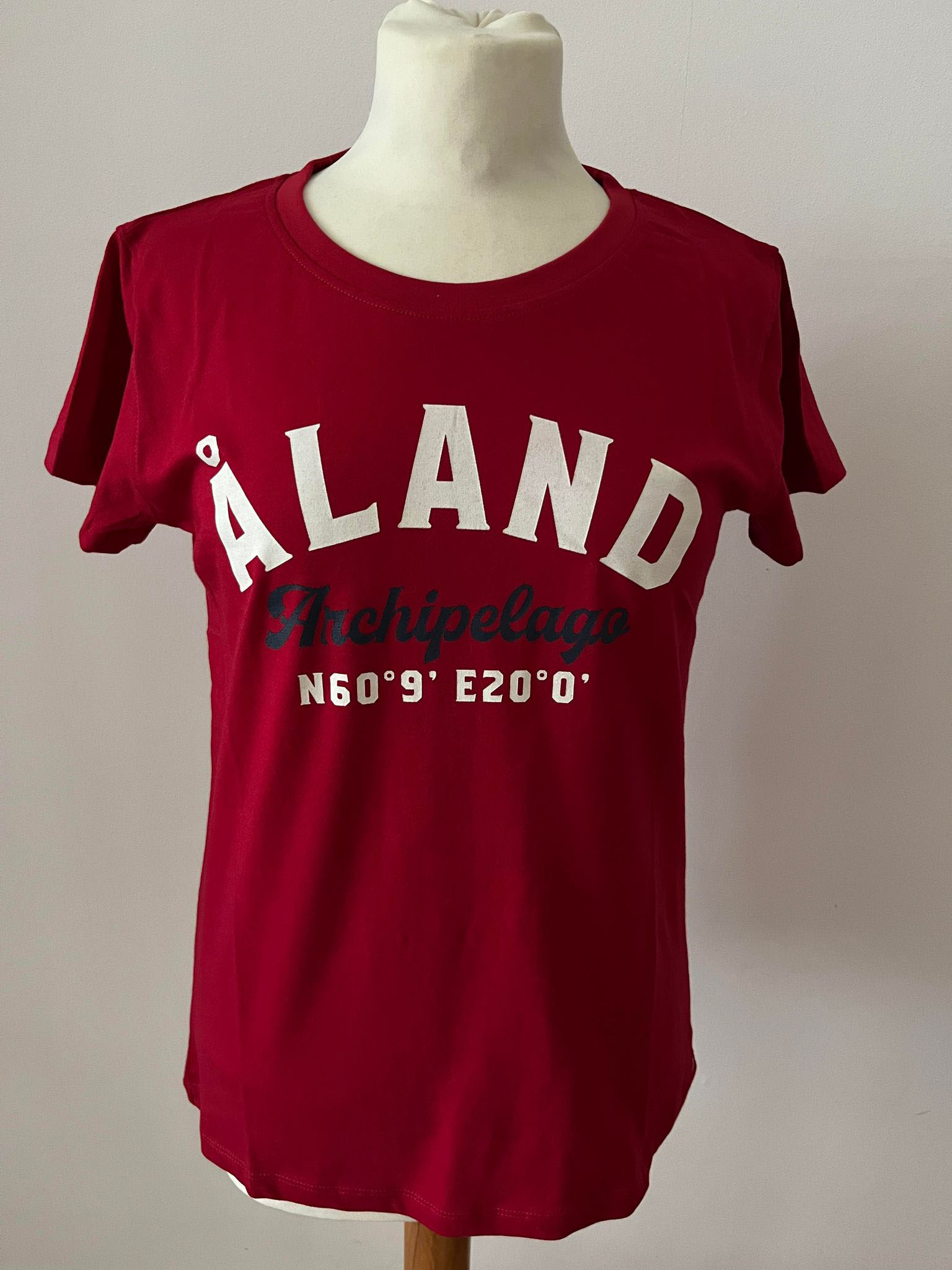 T-shirt dammodell - röd