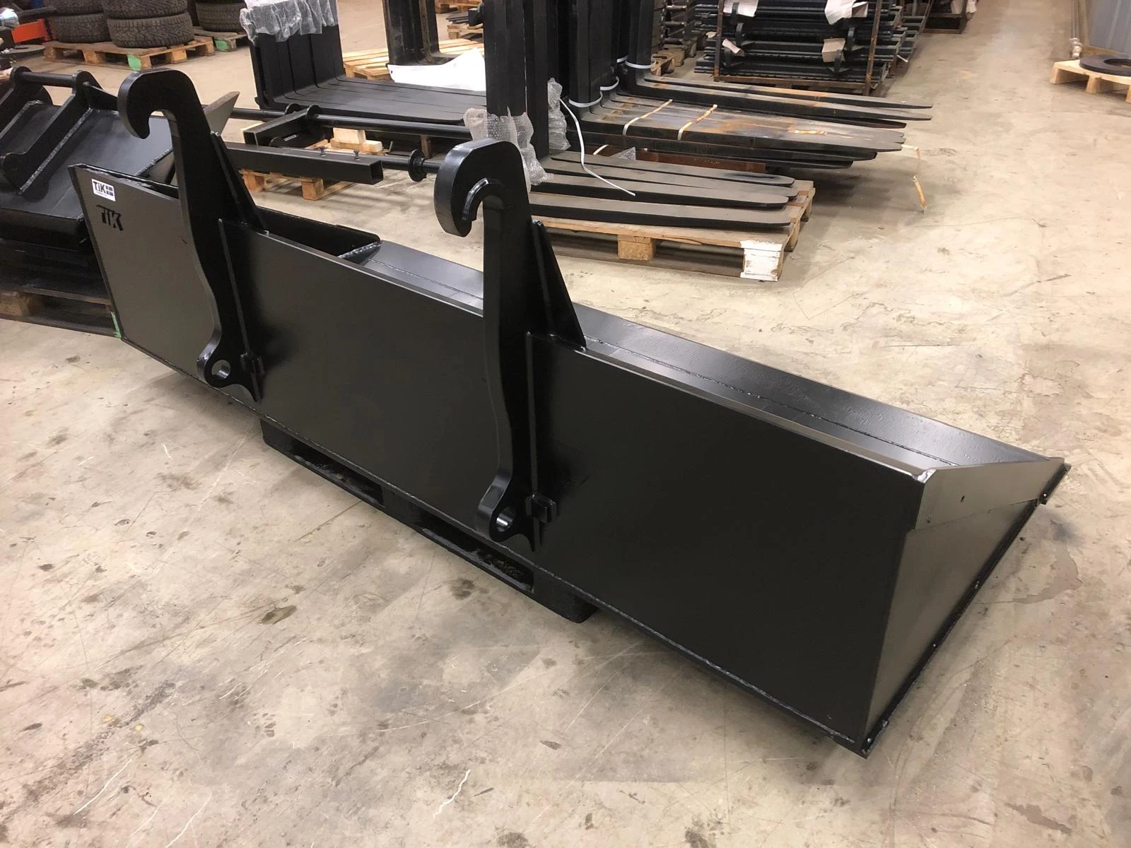 2,1 METER. Planeringsskopor med slitdelar i Hardox® - 10