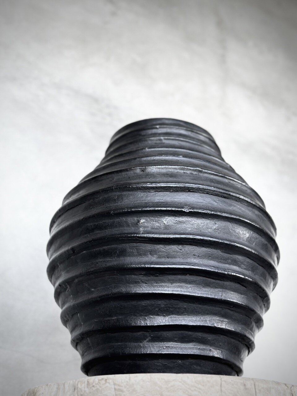 DIKA big urn, black antique - 3