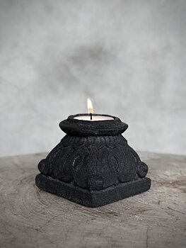 TIWI tealight stone candle holder