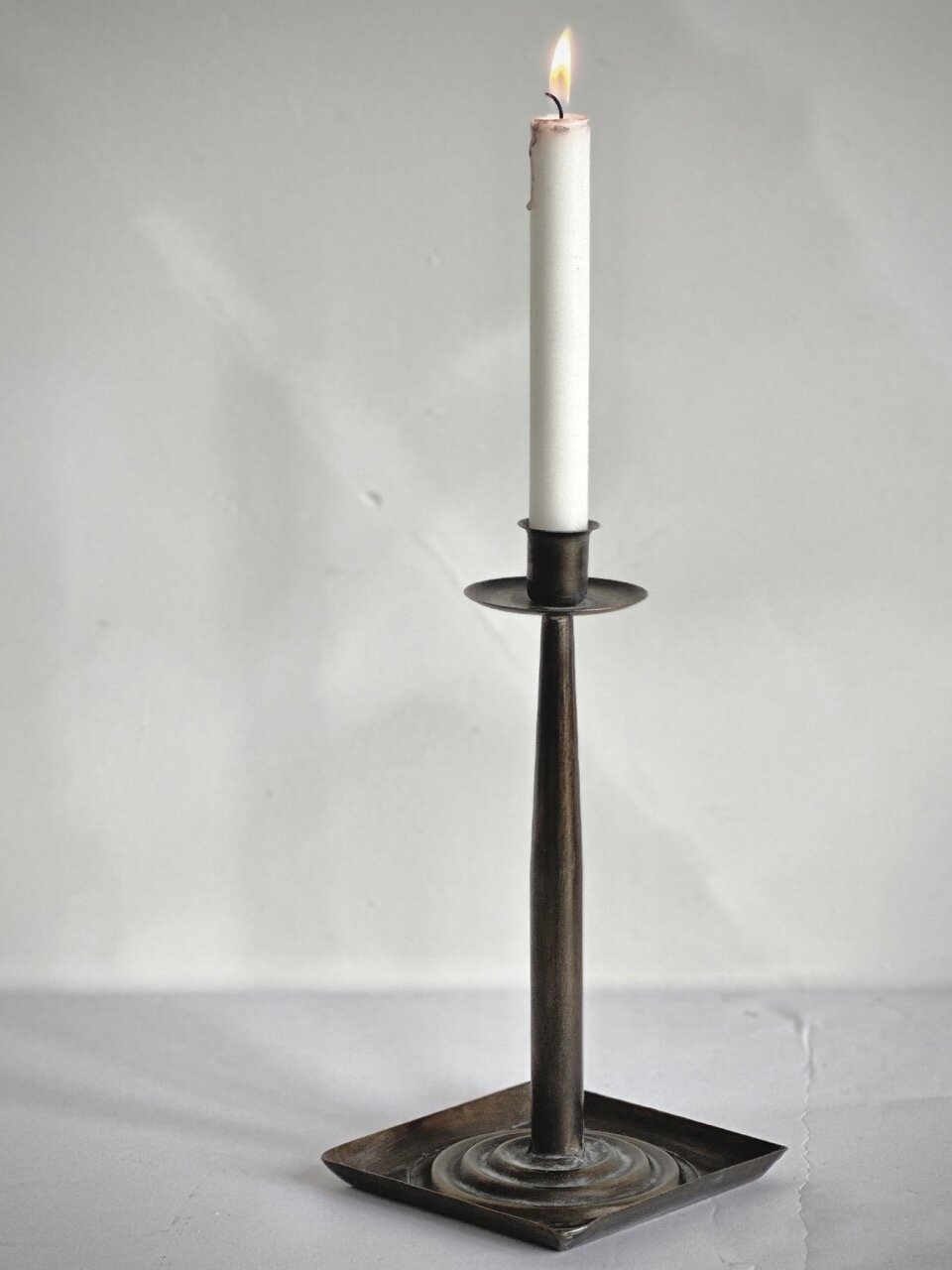 RIPO table candle holder